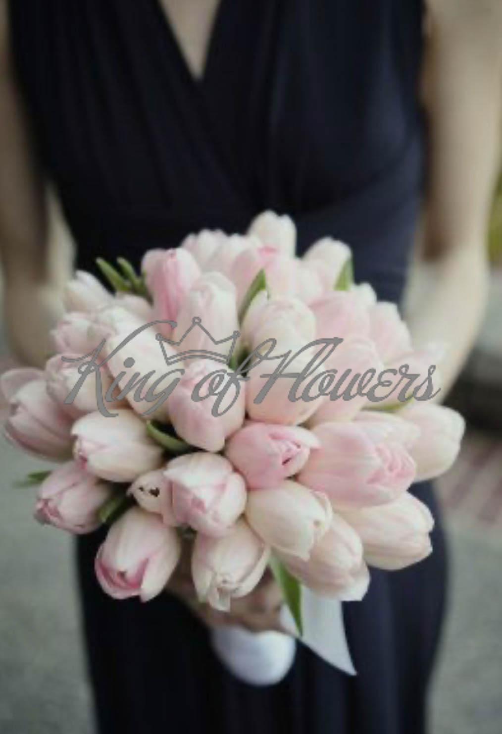 Пионовидные тюльпаны свадебный букет